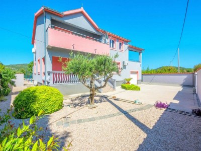 Holiday house Holiday Home Marinela - Four Bedroom Holiday Home with Swimming Pool - Outdoor photo 6