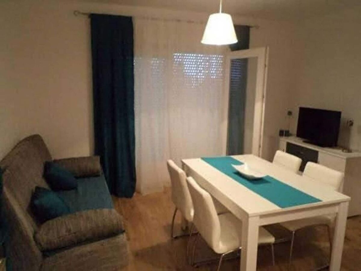 Apartment Apartment Ugljanski gusari - Two Bedroom Apartment with Balcony and Sea view