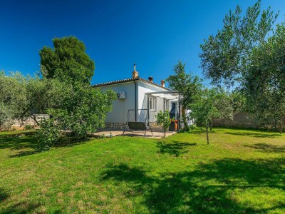 Holiday house Holiday house Chill out Loborika - Two Bedroom Holiday Home with Terrace - Outdoor photo 2