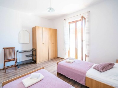 Apartment Apartment Bobić- Three Bedroom Apartment with Balcony and Sea View - Features photo 30