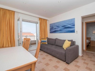 Apartment Apartments Antonio - One Bedroom Apartment with Balcony and Sea View - 3 in Makarska Riviera - Apartment