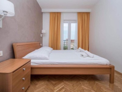 Apartment Apartments Antonio - One Bedroom Apartment with Balcony and Sea View - 3 - Features photo 12