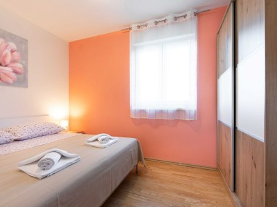 Apartment Apartment Salvagno - Two Bedroom Apartment with Balcony and Sea View - Features photo 9