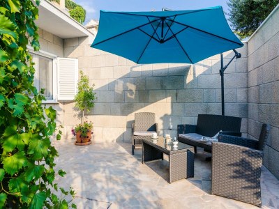 Apartment Apartments  L&M - Studio Apartment with Terrace (Vlahinić) - Outdoor photo 12
