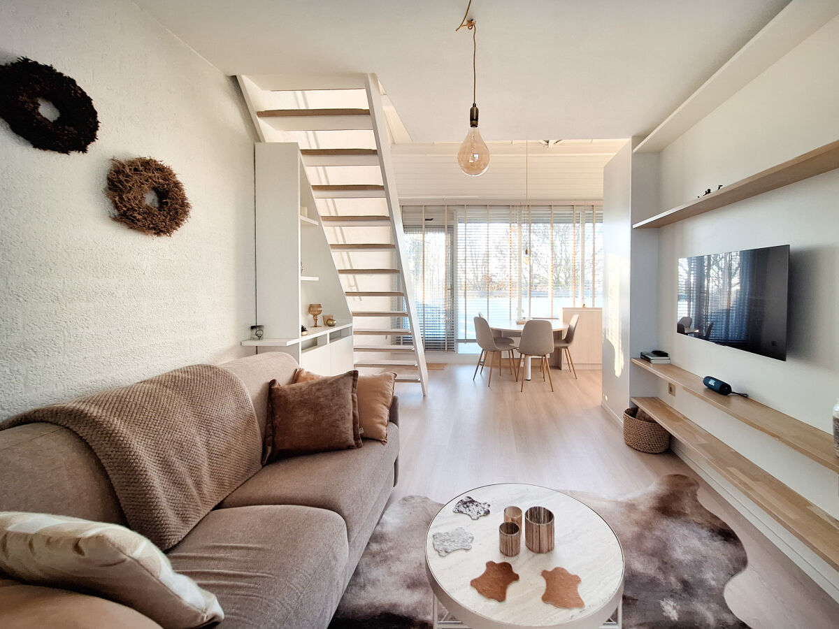Apartment De Lopinge 71