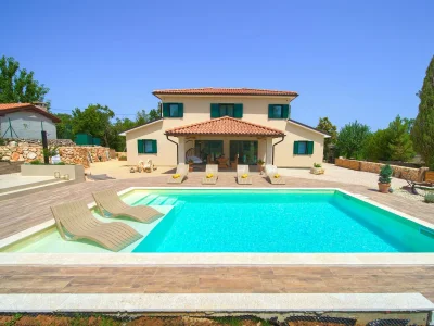Villa Green Pearl with heated pool in Gostinjac - Villa
