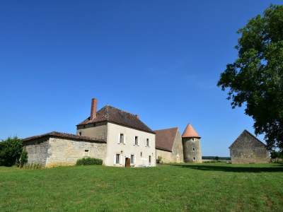Cottage Mansion in Burgundy near Morvan Natural Park in Saint-Franchy - Cottage
