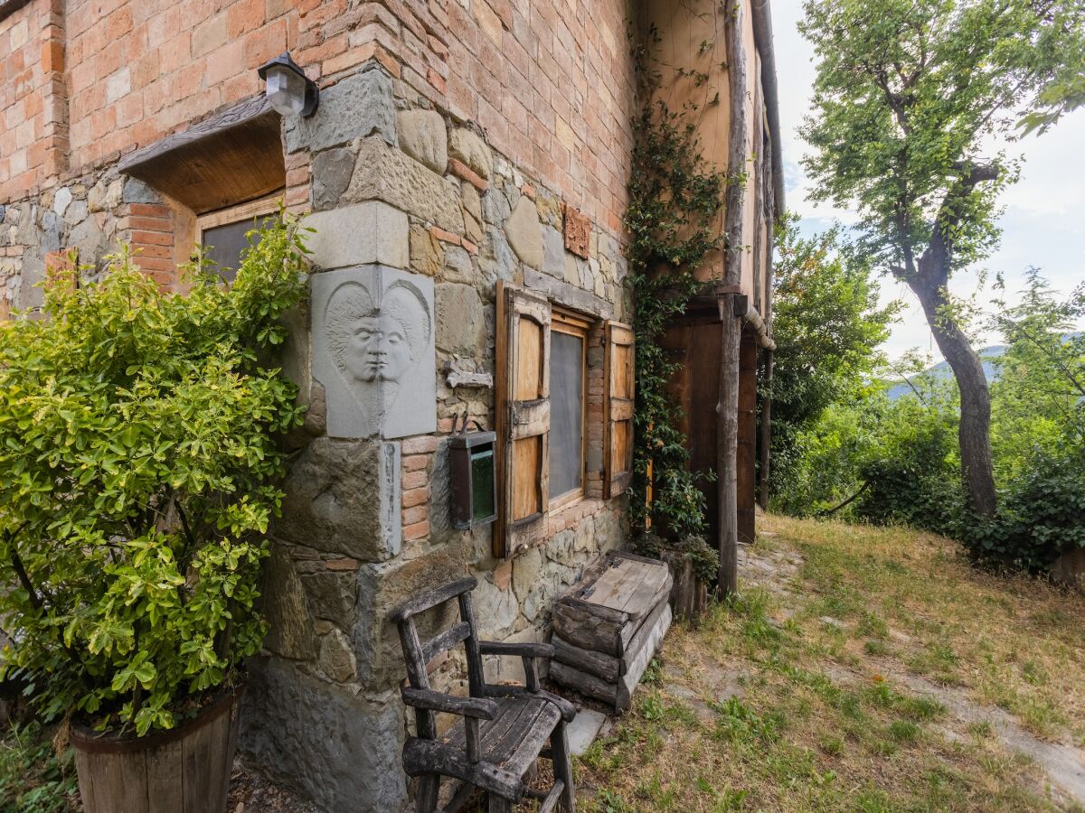 Holiday house Haus in Vergato mit Baumhaus & Grill - Outdoor photo 2