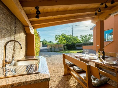 Holiday house Toići - Outdoor photo 7