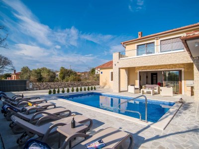 Villa Laura with a private pool - Outdoor photo 2
