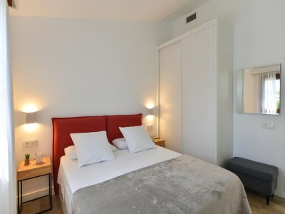 Apartment Zentraler Bungalow mit Pool - Features photo 28