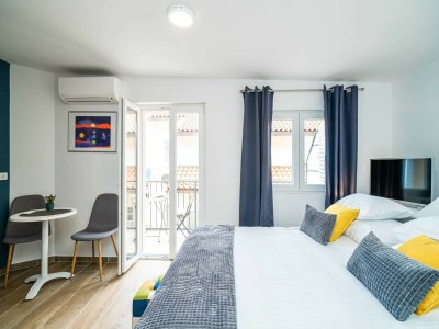 Apartment Argenta Rooms - Premium Double Room with Balcony (Argenta 2) - Features photo 15