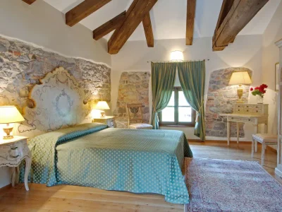 Holiday house Vicinia with garden in the castle - Features photo 26