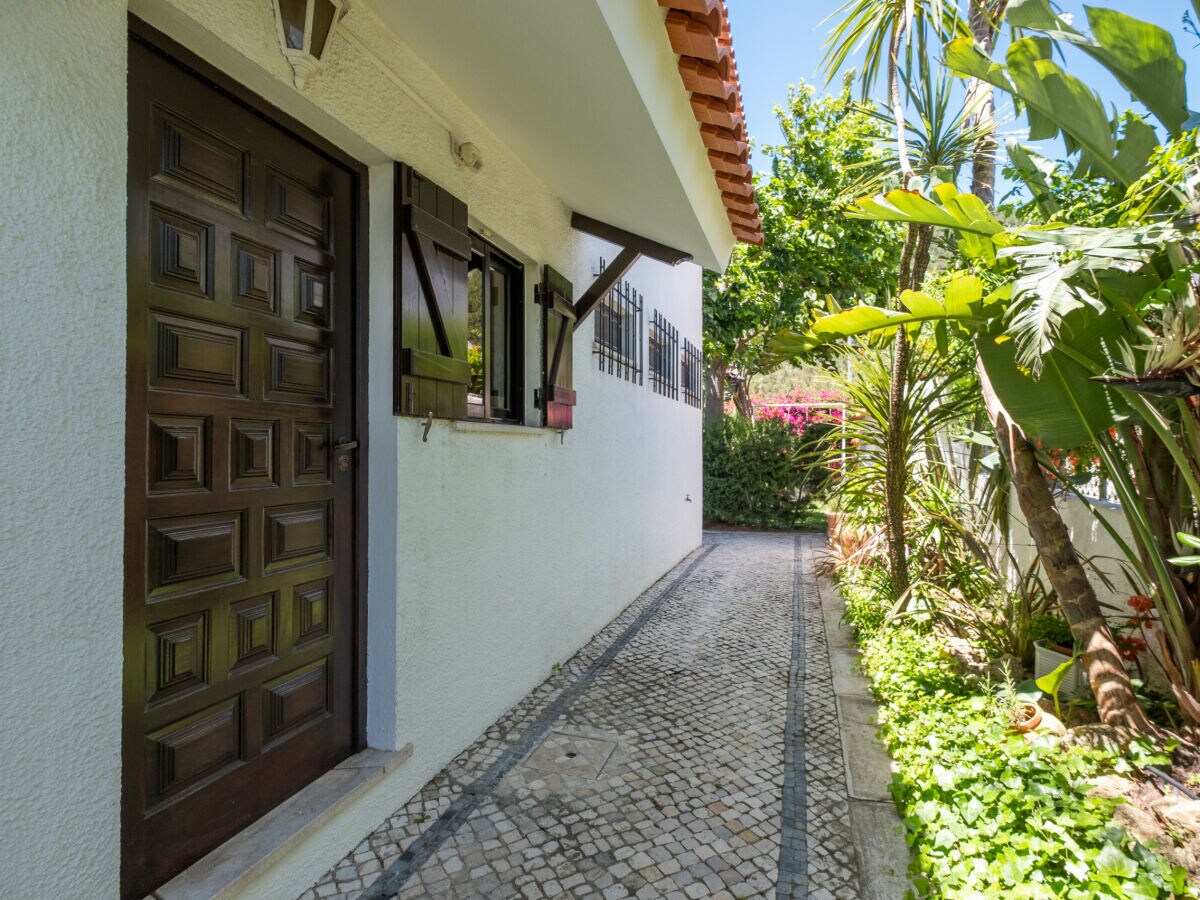 Villa Rent4Rest Sesimbra 4BDR Ocean View And Private Pool Villa