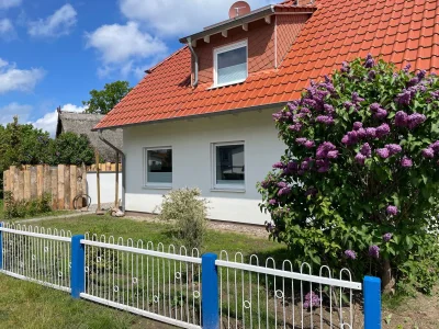 Holiday apartment "Käptn Kuddel" in Haus Ostseestern in Glowe - Holiday apartment