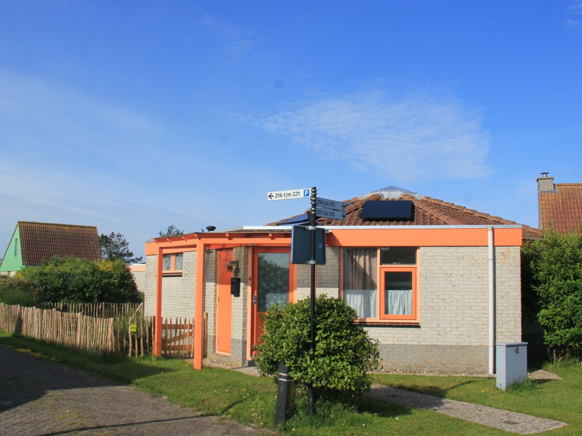 Holiday house Strandslag 213, Julianadorp - Outdoor photo 2