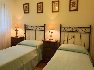 Farmhouse Farmhouse in Umbria near Palazzo Bourbon - Features photo 23