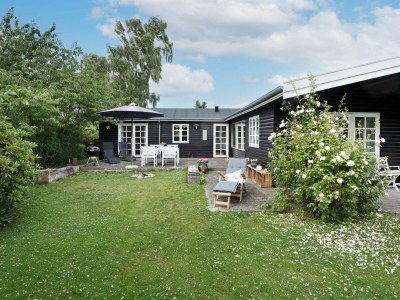 Holiday house Gemütliches Ferienhaus in Asserbo - Outdoor photo 3