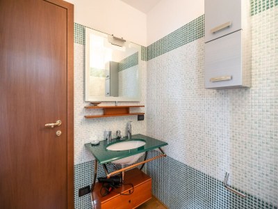 Apartment Belvilla by OYO Casa Cristina Meina Centro 4 - Features photo 14