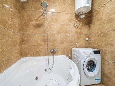 Apartment Apartments Isabora - Comfort Three-Bedroom Apartment with Balcony and Sea View (Second Floor) - Features photo 25