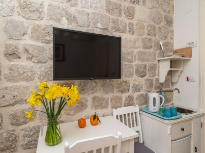 Apartment Guest House Lumin - Deluxe Double or Twin Room with City View (Second Floor) (BR2) - Features photo 6