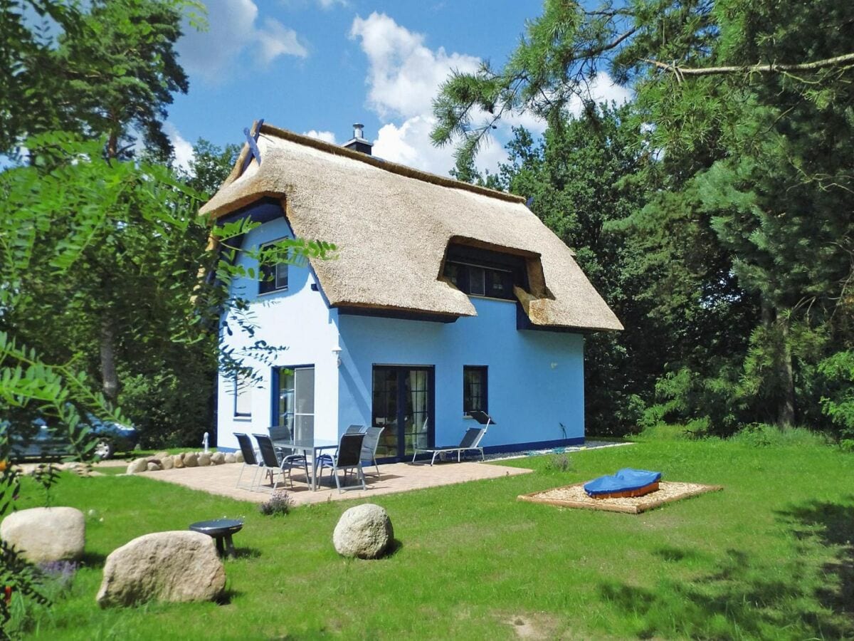 Holiday house Ferienhaus Mein Ankerplatz, Zirchow - Outdoor photo 2