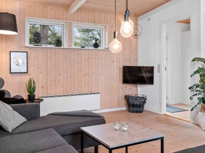 Holiday house 6 Personen Ferienhaus in Væggerløse-By Traum - Outdoor photo 9