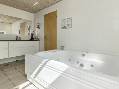 Holiday house 10 person holiday home in Væggerløse-By Traum - Outdoor photo 10