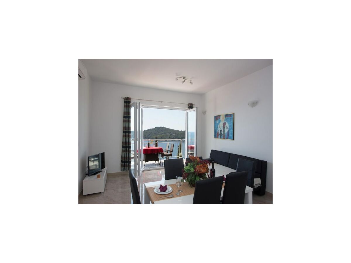 Apartment Apartments Villa Ari - Superior Three Bedroom Apartment with Balcony and Sea View (First Floor)