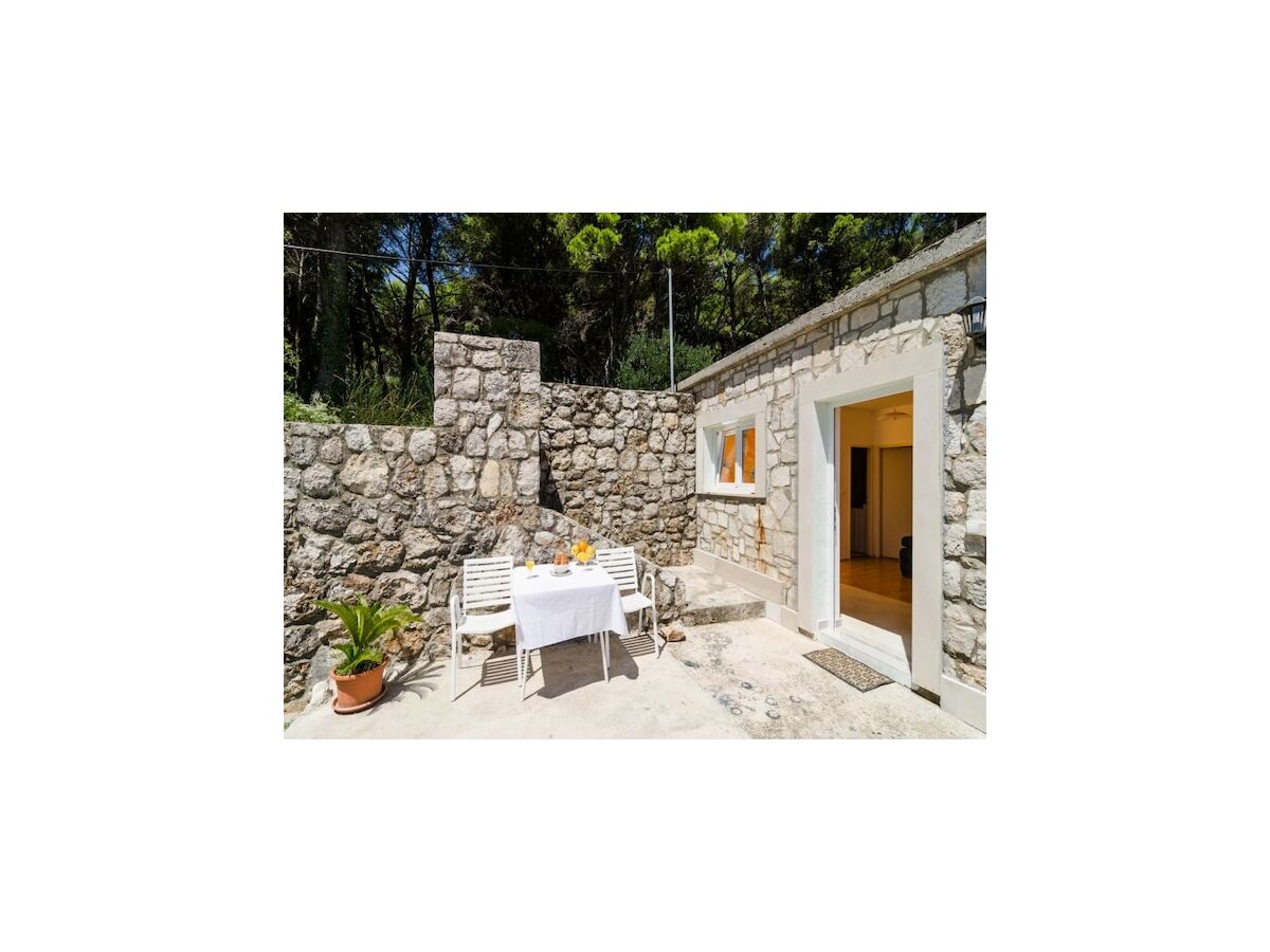 Apartment Apartments & Rooms Tapera- Comfort One-Bedroom Apartment with Terrace and Garden View - Outdoor photo 2