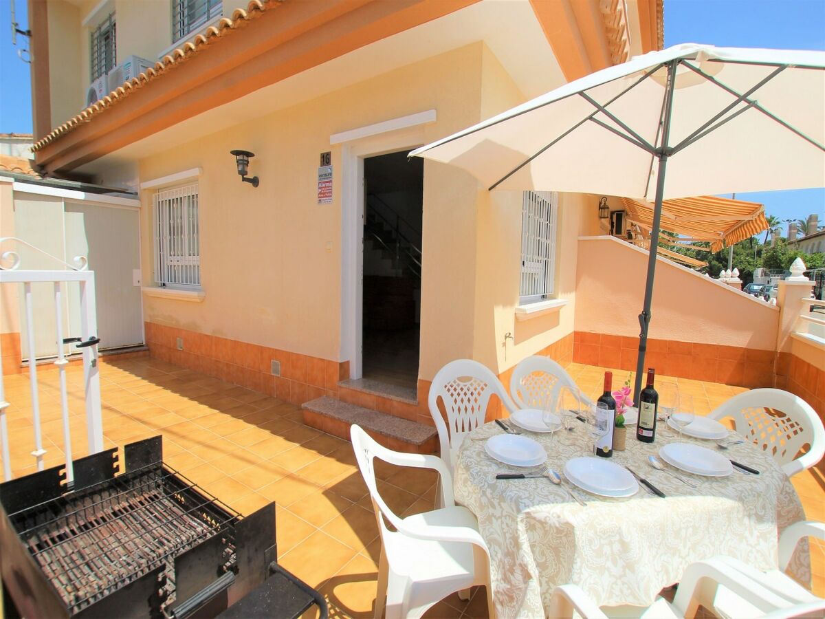 Holiday house Geräumiges Ferienhaus in der Region Murcia mit Balkon