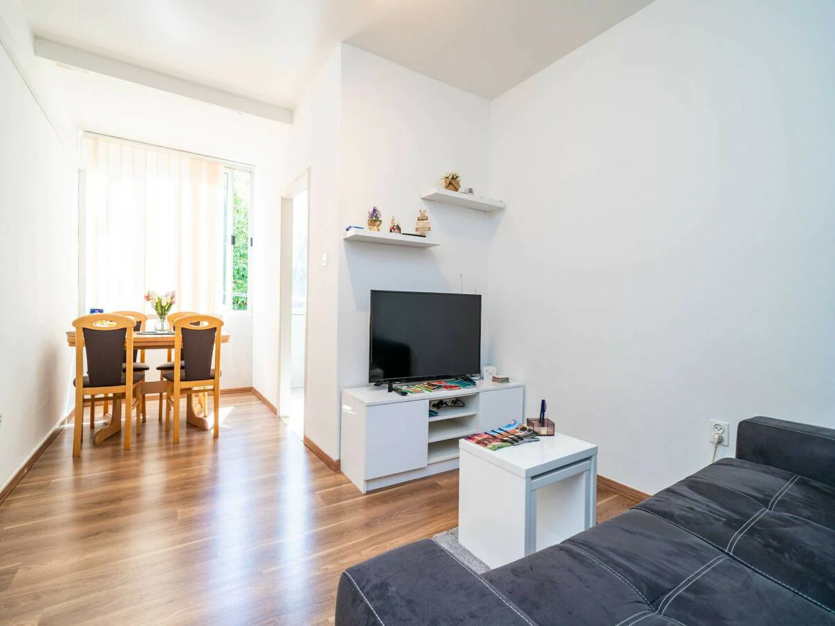 Apartment Apartment Joky - One-Bedroom Apartment - Features photo 3
