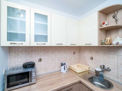 Apartment Apartment & Rooms Papa - Premium Double or Twin Room with Balcony and Partial Sea View (Soba 2) in Mlini - Apartment