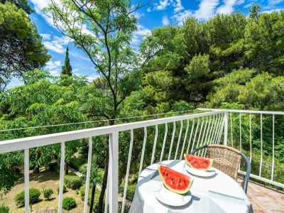 Apartment Apartment & Rooms Papa - Premium Double or Twin Room with Balcony and Partial Sea View (Soba 2) - Outdoor photo 4