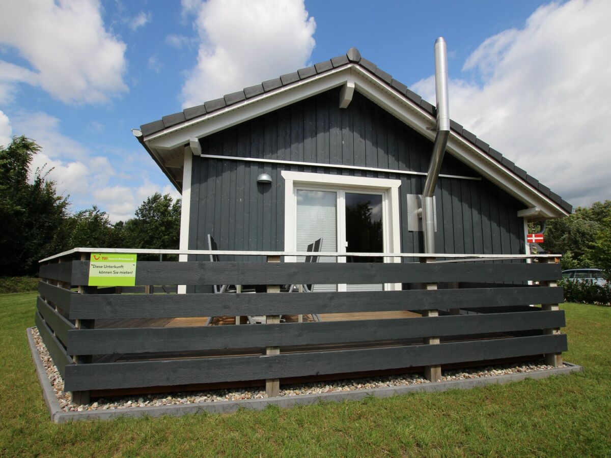 Holiday house Ferienhaus Tversted in Zarrentin - Outdoor photo 2