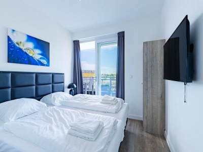 Apartment Apartment in Sint-Annaland with Water Views - Outdoor photo 38