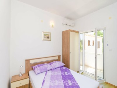 Apartment Apartments &amp; Rooms Barišić - Standard Double Room with Balcony and Garden View (Soba 5) - Outdoor photo 10