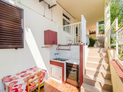Apartment Apartments Rašica Molunat - Triple Room Sea View - Outdoor photo 2