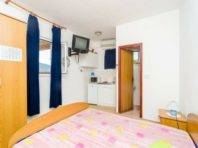 Apartment Apartments Rašica Molunat - Studio 16 - Features photo 10