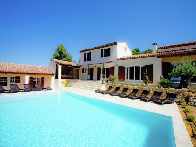 Villa Villa in der Provence mit Infinity-Pool in Tarn-et-Garonne - Villa