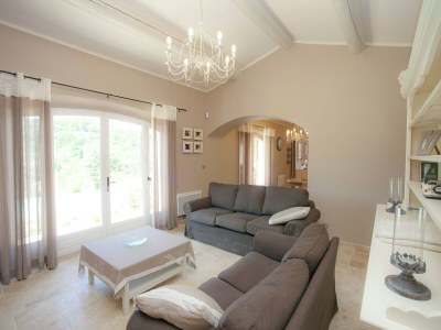 Villa Villa in der Provence mit Infinity-Pool - Features photo 12