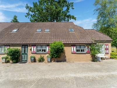Farmhouse Farmhouse in Giethoorn by the Canals - Outdoor photo 5