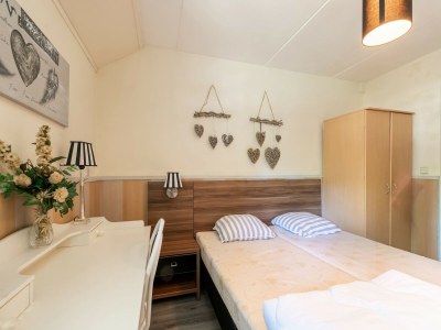 Farmhouse Farmhouse in Giethoorn by the Canals - Features photo 21