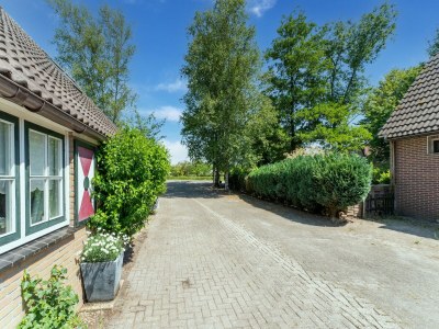 Farmhouse Farmhouse in Giethoorn by the Canals - Environment photo 25
