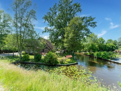 Farmhouse Farmhouse in Giethoorn by the Canals - Environment photo 26