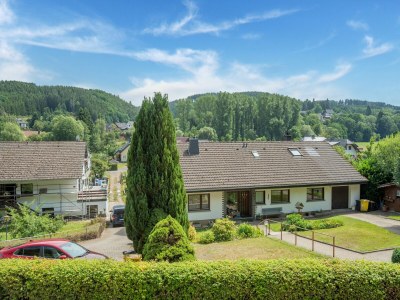 Holiday house Charmantes Ferienhaus in Schleiden mit Terrasse - Outdoor photo 3