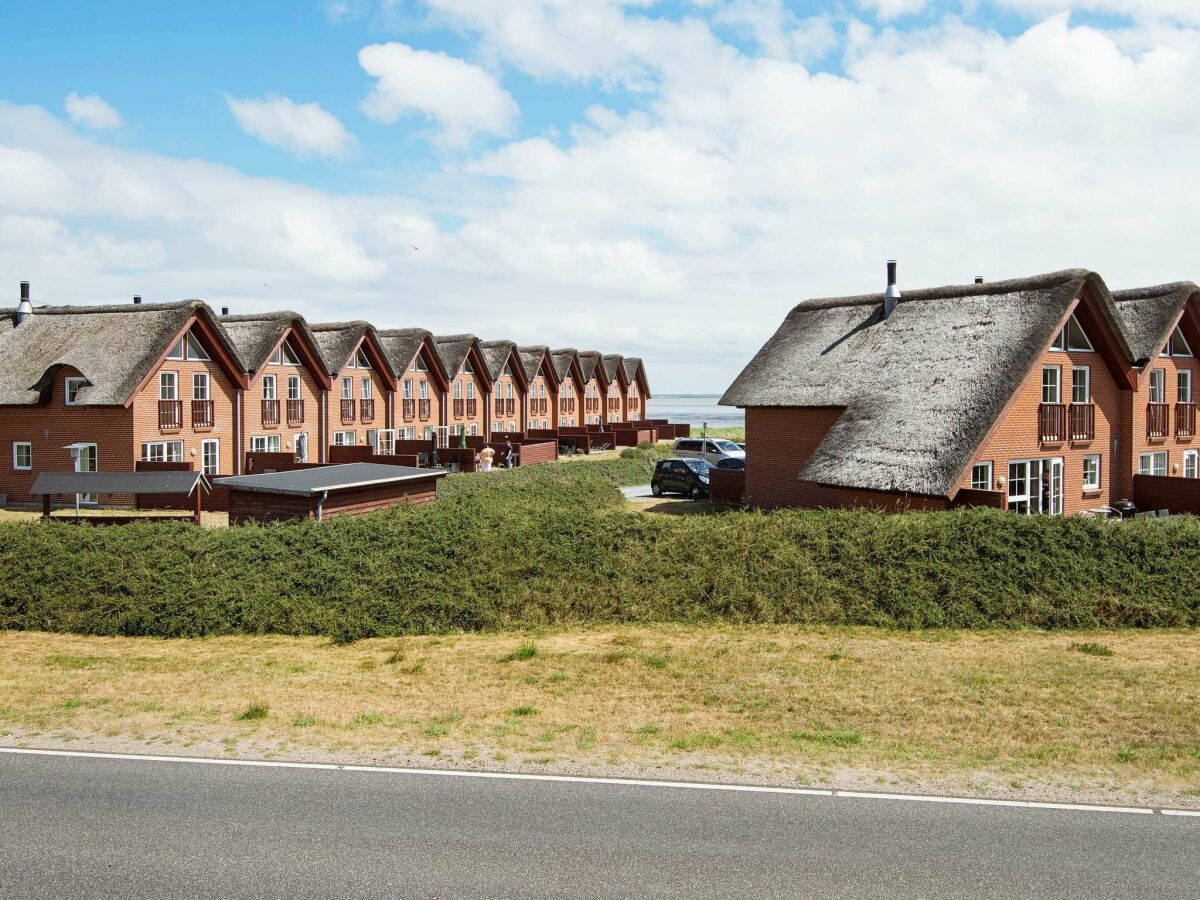 Holiday house 8 person holiday home in Rømø-By Traum - Outdoor photo 3