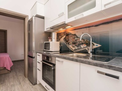Apartment Apartments Maza - One Bedroom Apartment with Balcony  (Angela) - Features photo 10