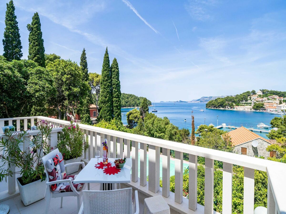 Apartment Apartments & Rooms Mara & Petrunjela - Studio Apartment with Balcony and Sea View - Outdoor photo 4