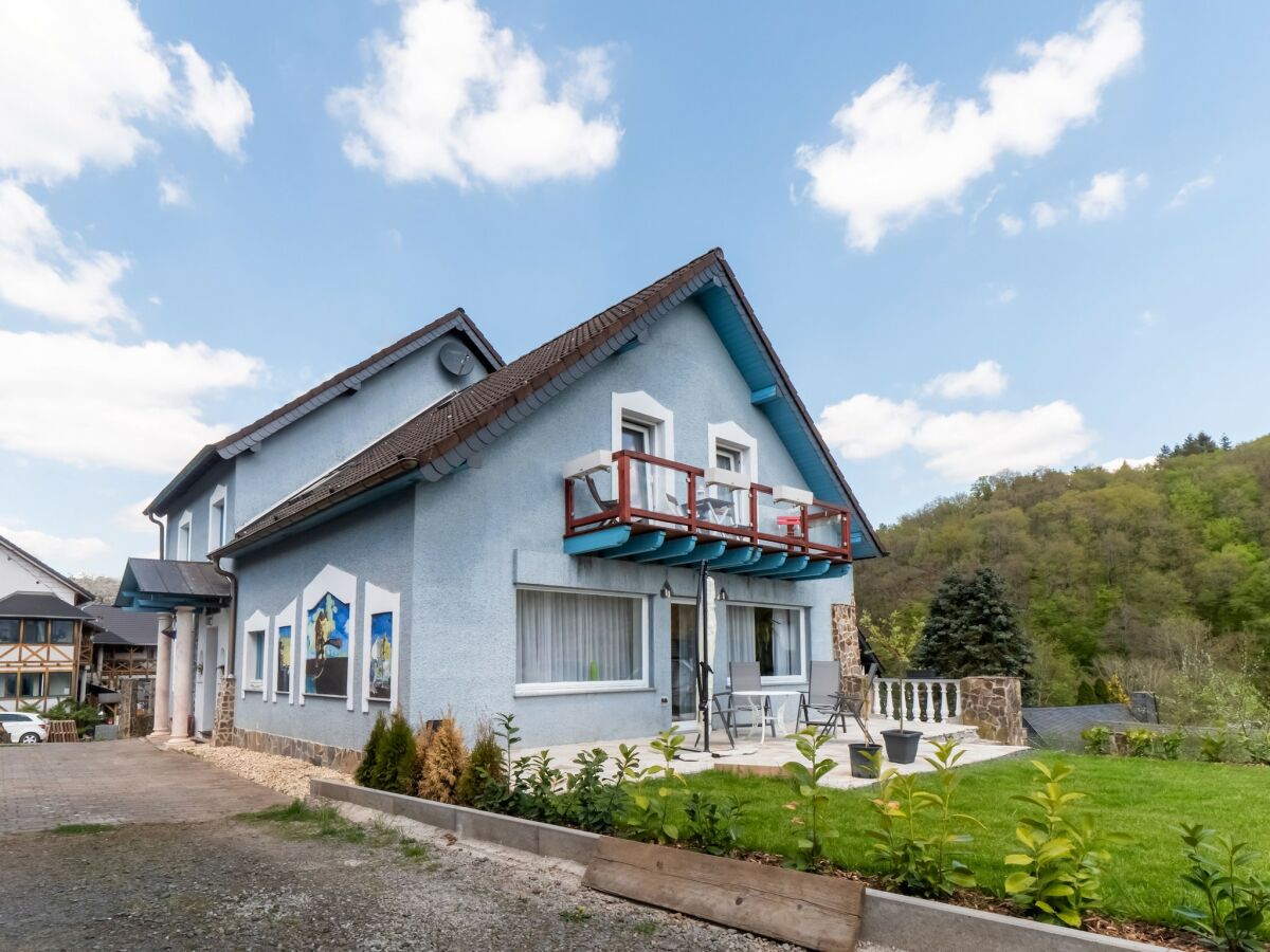 Holiday house Luxuriöses Ferienhaus mit schönem Privatgarten - Outdoor photo 2